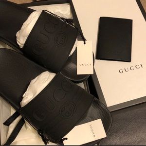 Slide | (• ◡•)| 𝕊𝕆𝕃𝔻 𝕆ℕ 𝕄𝔼ℝℂ𝔸ℝ𝕀